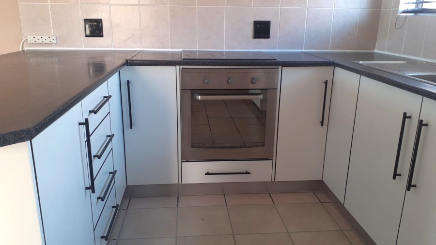 To Let 3 Bedroom Property for Rent in Bluewater Bay Western Cape
